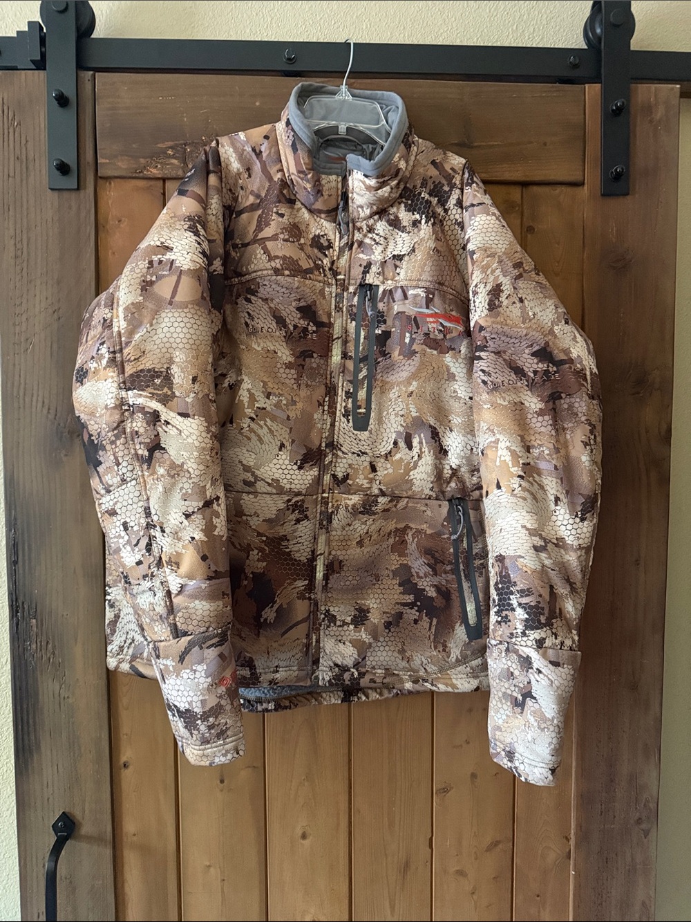 Men's Sitka camouflage Insulated Puffer Jacket - NWOT